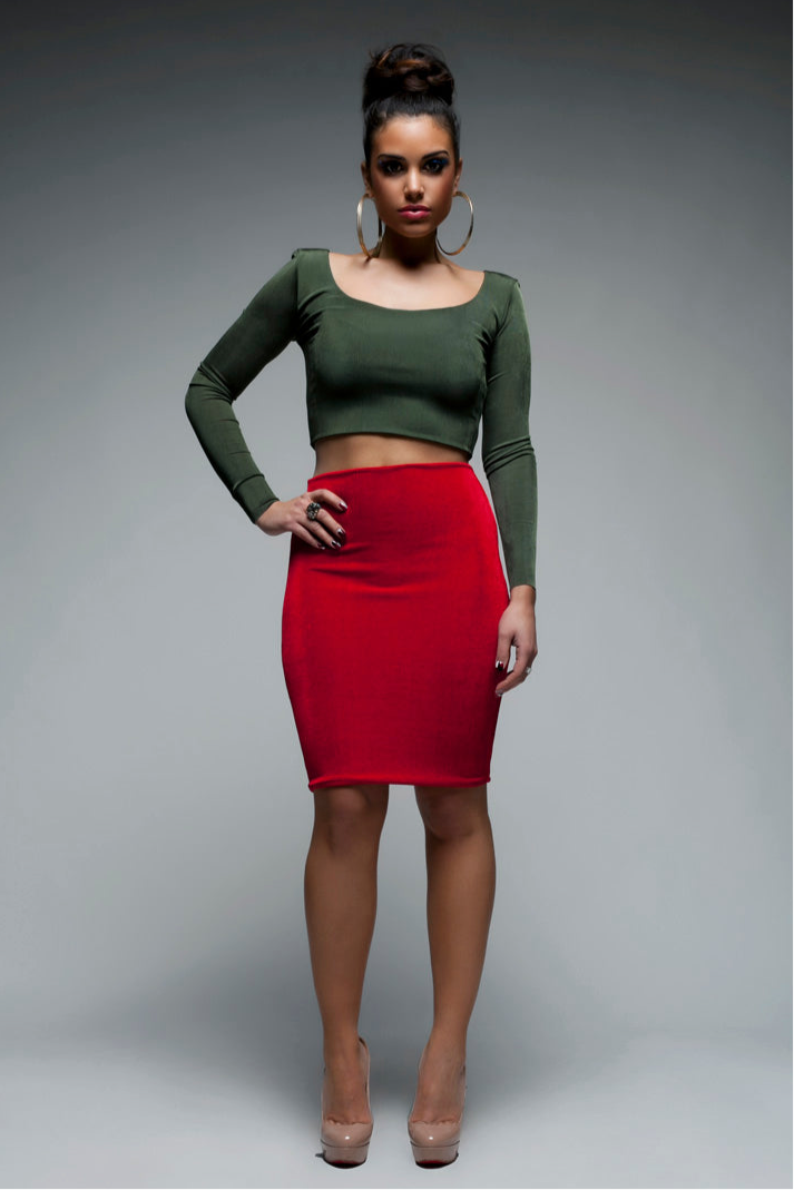 Long Sleeved Lower Roundneck Crop Top